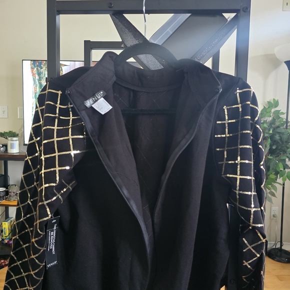 VENUS Black and Gold Long Sleeve Dress - Picture 4 of 9